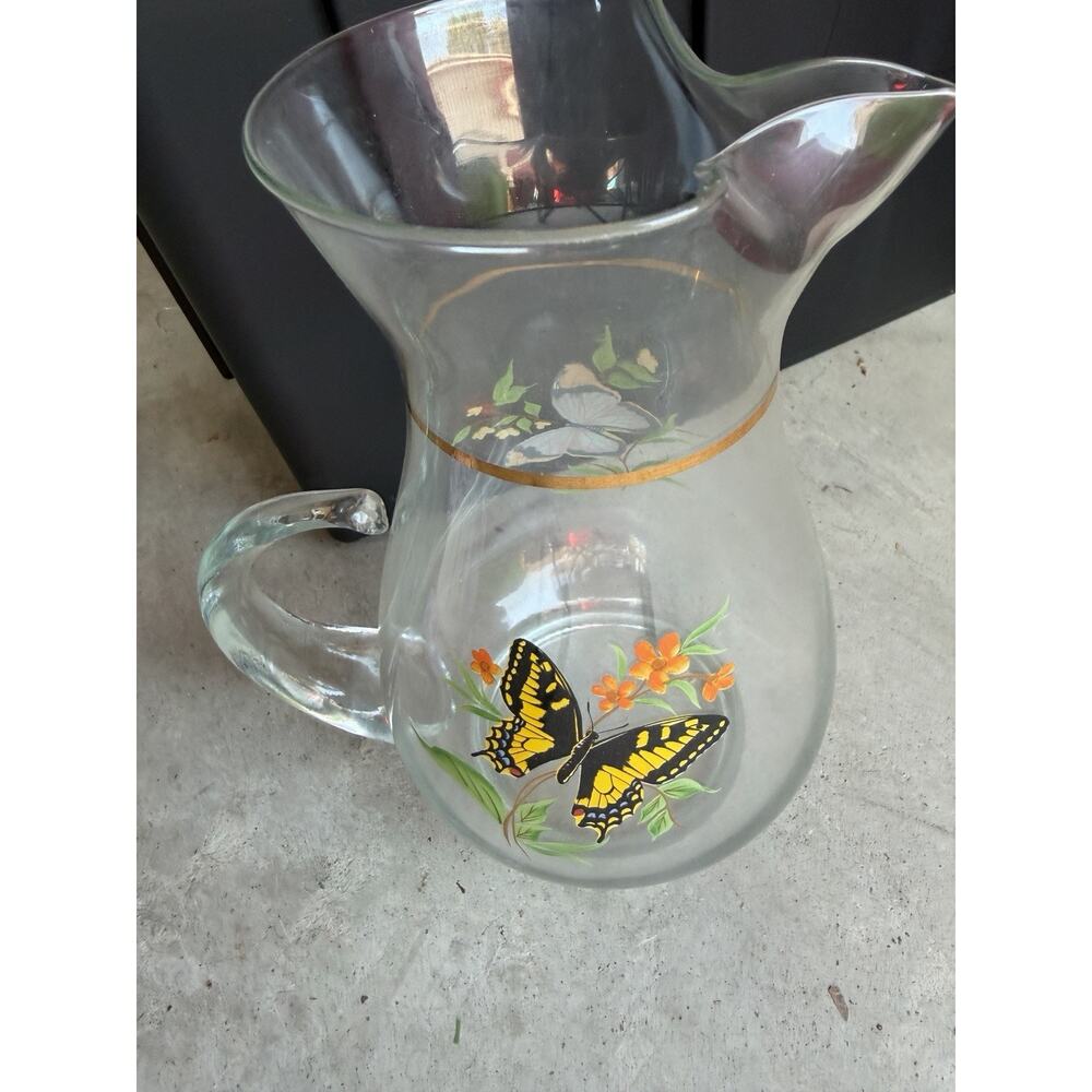 Vintage West Virginia Glass Co. Butterfly Pitcher 10 in.‎